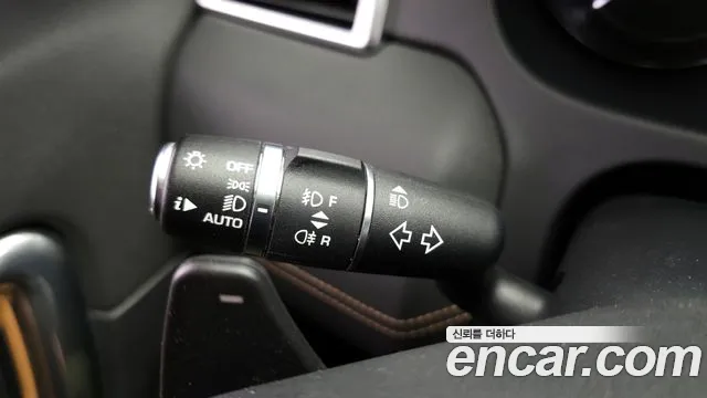 2018 Land Rover Discovery Sport 2.0 TD4 HSE Luxury Sold VIN SALCA2BN9JH757537 – trunk area
