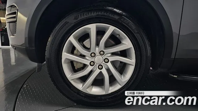 2019 Land Rover Discovery Sport 2.0 TD4 SE (150PS) Sold VIN SALCA2BNXKH784330 – dashboard