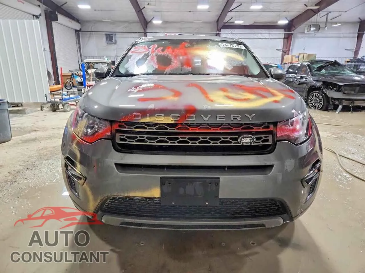 2017 LAND ROVER DISCOVERY Damaged VIN SALCP2BG1HH650217 – interior seats