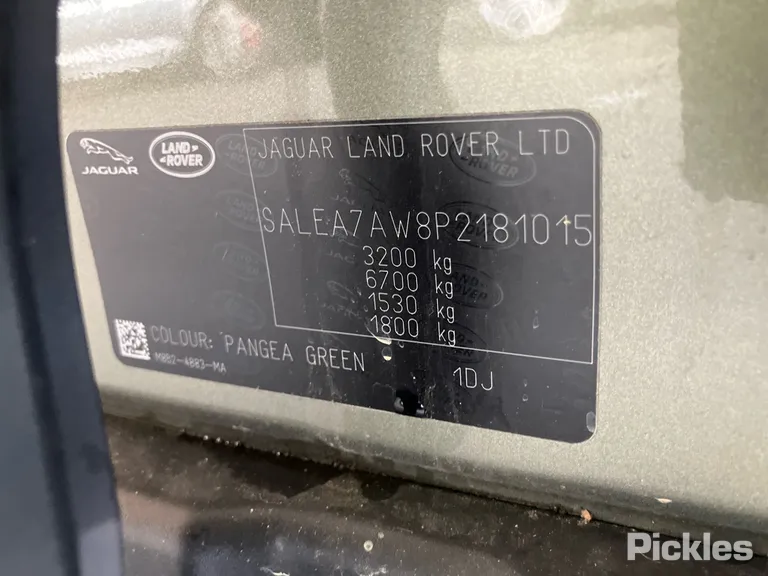 2023 Land Rover Defender Used VIN SALEA7AW8P2181015 – photo 31