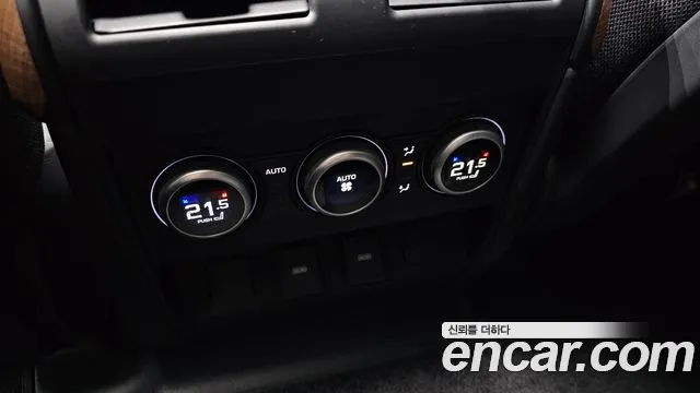 2024 Land Rover Defender (L663) 110 P400 X Sold VIN SALEA7BU4R2278695 – front exterior