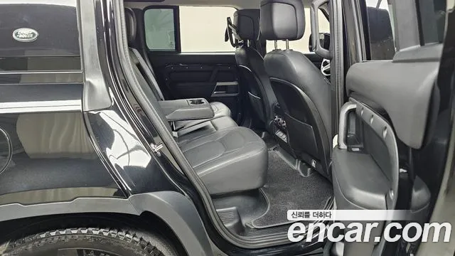 2023 Land Rover Defender (L663) 110 D300 HSE Sold VIN SALEA7BW5P2107985 – dashboard