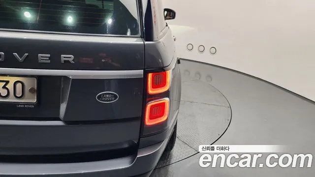 2018 Land Rover Range Rover 4th Gen 4.4 SDV8 Vogue SE DIESEL Sold VIN SALGA2BJ5JA501855 – photo 21