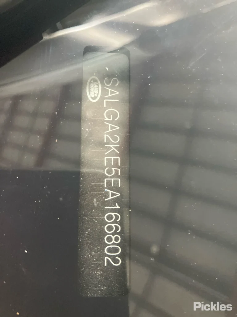 2014 Land Rover Range Rover Damaged VIN SALGA2KE5EA166802 – interior seats 2014 Land Rover Range Rover Damaged VIN SALGA2KE5EA166802 – interior seats