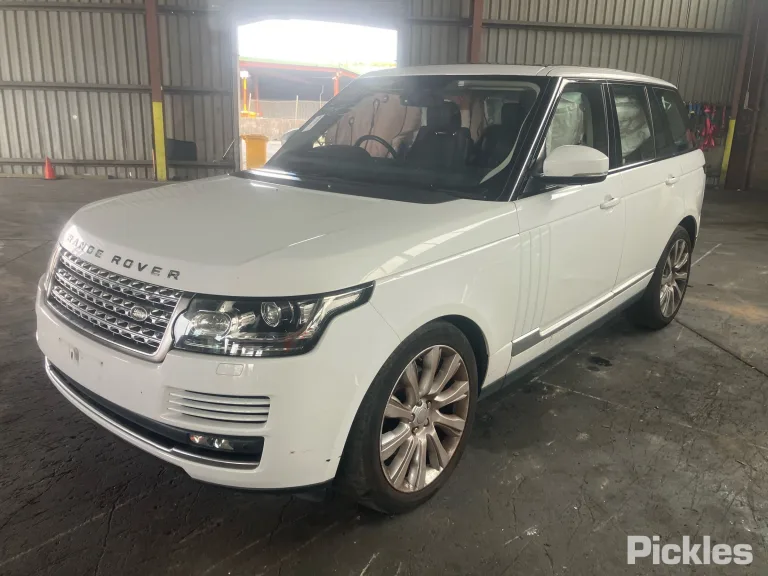 2014 Land Rover Range Rover Damaged VIN SALGA2KE5EA166802 – photo 11 2014 Land Rover Range Rover Damaged VIN SALGA2KE5EA166802 – photo 11