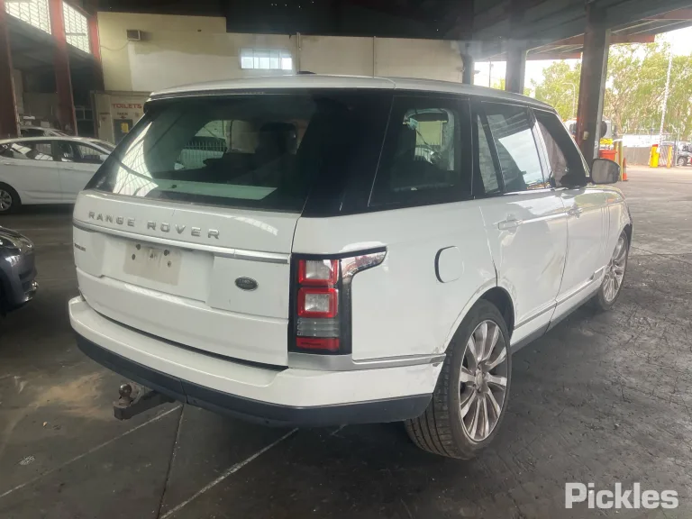 2014 Land Rover Range Rover Damaged VIN SALGA2KE5EA166802 – photo 16 2014 Land Rover Range Rover Damaged VIN SALGA2KE5EA166802 – photo 16