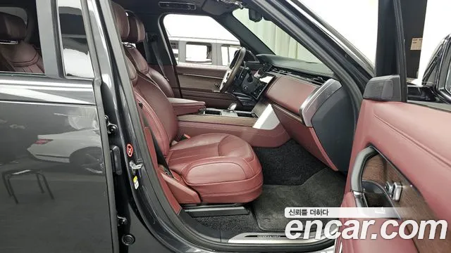 2024 Land Rover Range Rover 5th Gen P530 Autobiography Sold VIN SALKA9B96RA090860 – front exterior