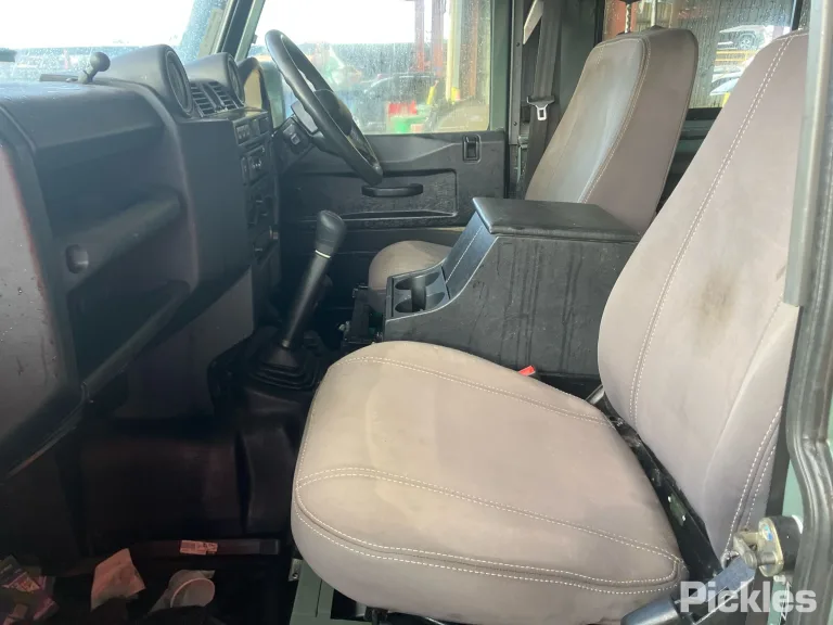 2014 Land Rover Defender Damaged VIN SALLDWBR7EA450479 – engine bay