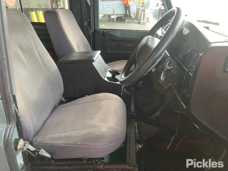 2014 Land Rover Defender Damaged VIN SALLDWBR7EA450479 – photo 15