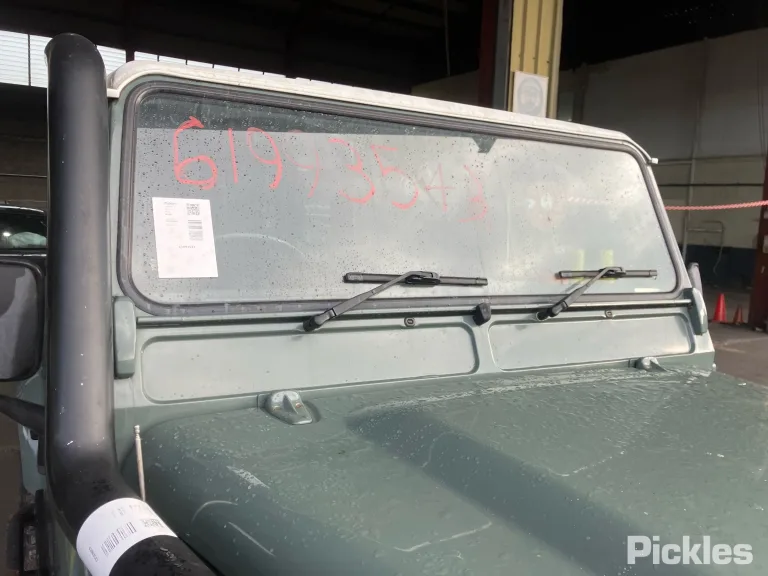 2014 Land Rover Defender Damaged VIN SALLDWBR7EA450479 – photo 22