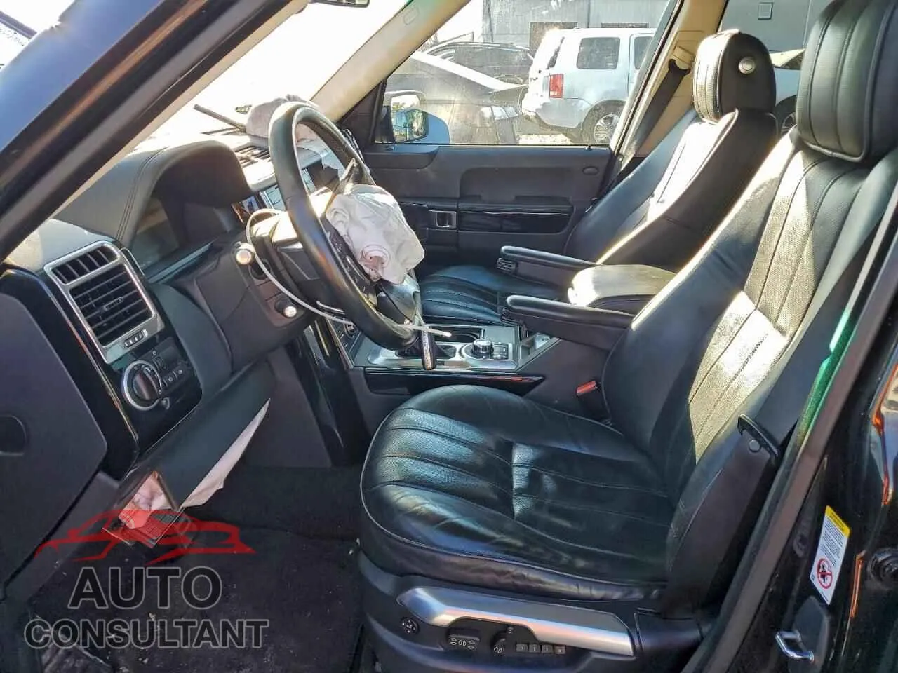 2010 LAND ROVER RANGEROVER Damaged VIN SALMF1E44AA324333 – exterior detail