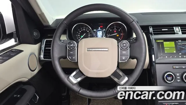 2018 Land Rover Discovery 5 2.0 SD4 SE Sold VIN SALRA2BN1JA062827 – exterior detail