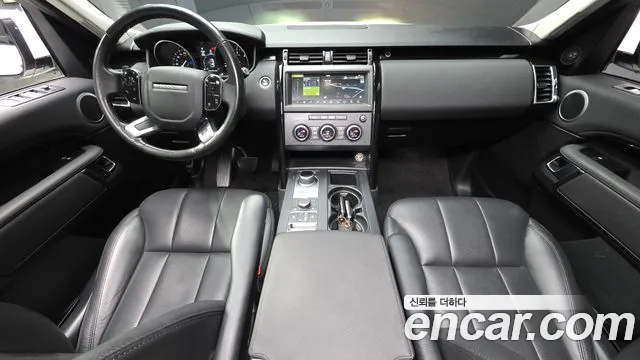 2019 Land Rover Discovery 5 2.0 Sd4 Se Sold VIN SALRA2BN6K2403635 – front exterior