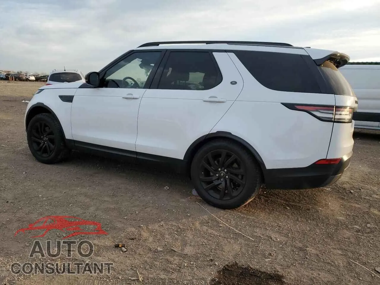 2017 LAND ROVER DISCOVERY Damaged VIN SALRGBBV7HA041621 – rear exterior