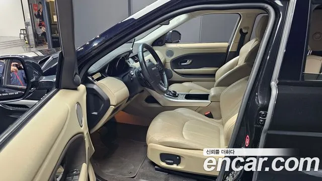 2018 Land Rover Range Rover Evoque 2.0 TD4 SE Sold VIN SALVA2BN3JH310436 – dashboard
