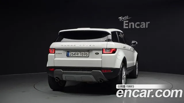 2018 Land Rover Range Rover Evoque 2.0 TD4 SE VIN SALVA2BN7JH311850