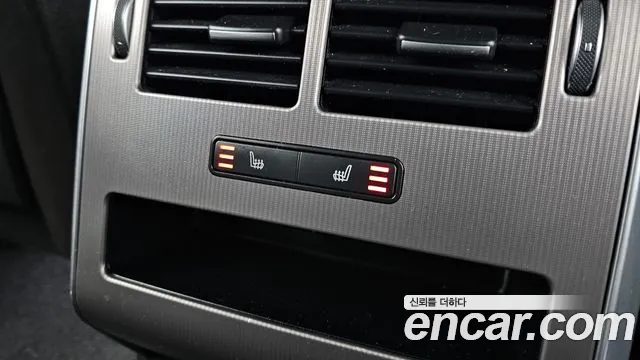 2018 Land Rover Range Rover Sport 2nd Gen 3.0 SDV6 HSE Sold VIN SALWA2BKXJA697778 – engine bay