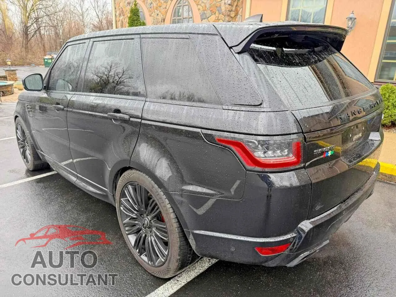 2019 LAND ROVER RANGEROVER Used VIN SALWV2SV4KA420589 – rear exterior