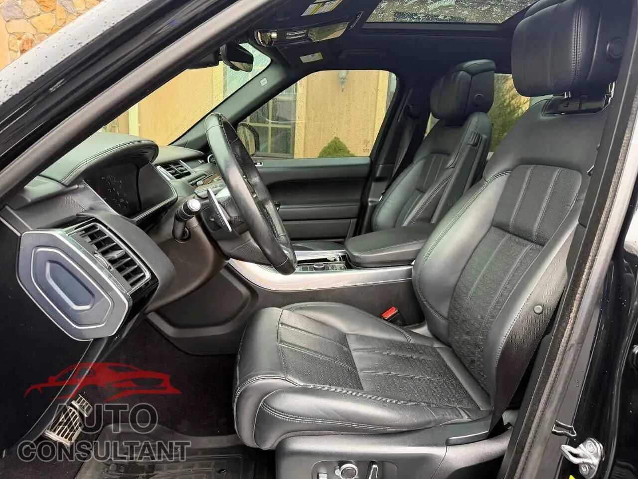 2019 LAND ROVER RANGEROVER Used VIN SALWV2SV4KA420589 – exterior detail