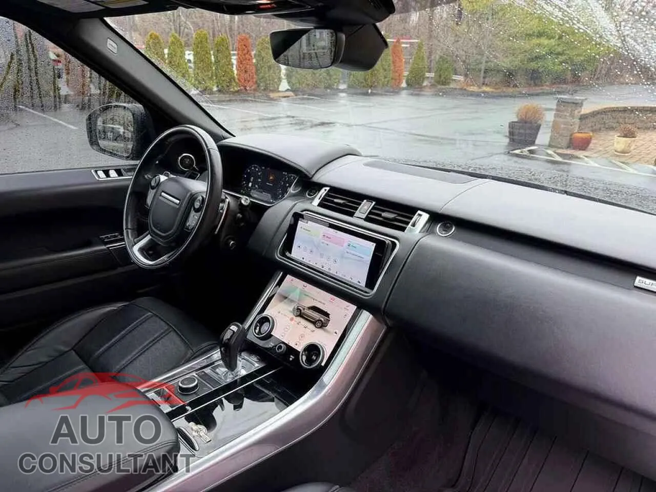 2019 LAND ROVER RANGEROVER Used VIN SALWV2SV4KA420589 – trunk area