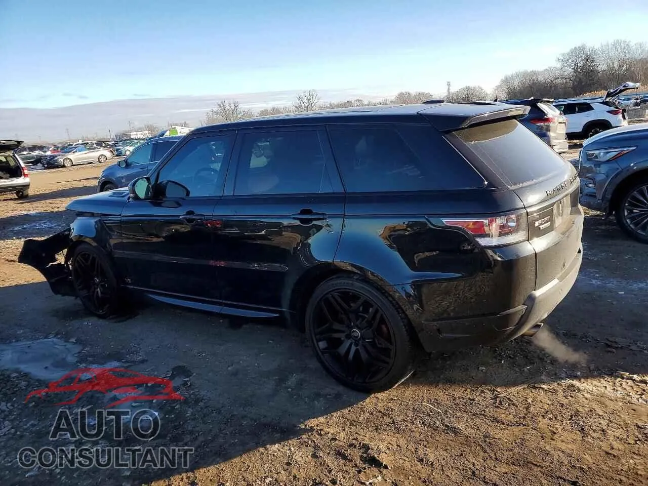 2015 LAND ROVER RANGEROVER Damaged VIN SALWV2TF5FA527082 – rear exterior