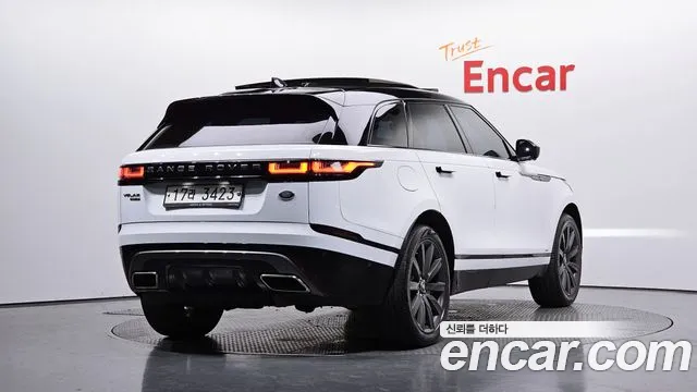 2018 Land Rover Range Rover Velar 3.0 D300 R-Dynamic HSE Sold VIN SALYA2BK6JA743468 – photo 12