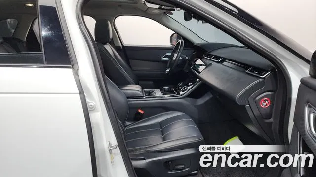 2019 Land Rover Range Rover Velar 2.0 D240 S Sold VIN SALYA2BN9KA205875 – interior seats 2019 Land Rover Range Rover Velar 2.0 D240 S Sold VIN SALYA2BN9KA205875 – interior seats