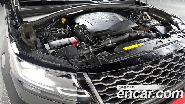 2018 Land Rover Range Rover Velar 3.0 P380 R-Dynamic SE Sold VIN SALYA2BV4JA740000 – engine bay