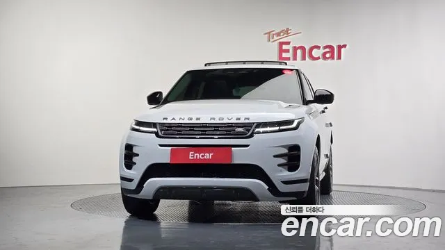 2024 Land Rover Range Rover Evoque 2nd Gen P250 Dynamic SE Sold VIN SALZA2BX2RH249837 – interior seats 2024 Land Rover Range Rover Evoque 2nd Gen P250 Dynamic SE Sold VIN SALZA2BX2RH249837 – interior seats