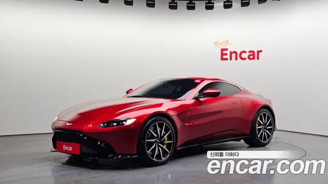 2019 Astonmartin Vantage 2nd Gen 4.0 V8 Coupe Sold VIN SCFSMGAW6KGN01270 – front exterior