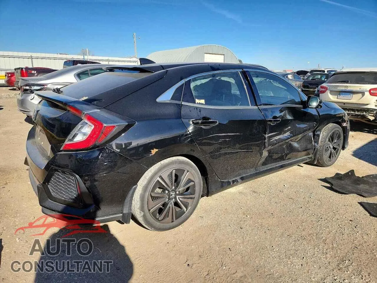 2017 HONDA CIVIC Damaged VIN SHHFK7H55HU226916 – side profile