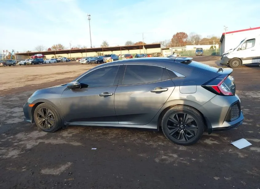 2018 HONDA Civic Used VIN SHHFK7H59JU238170 – dashboard