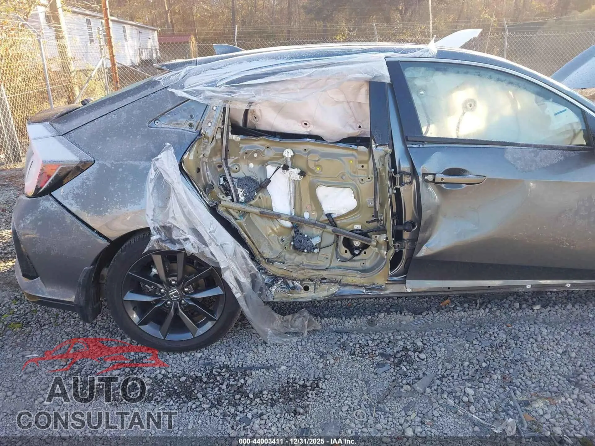 2021 HONDA CIVIC Damaged VIN SHHFK7H69MU214545 – engine bay