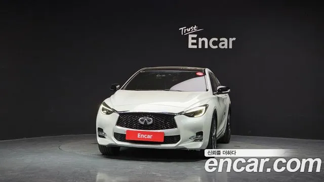 2017 Infiniti Q30 2.0 Premium VIN SJKCH53E1HA020898
