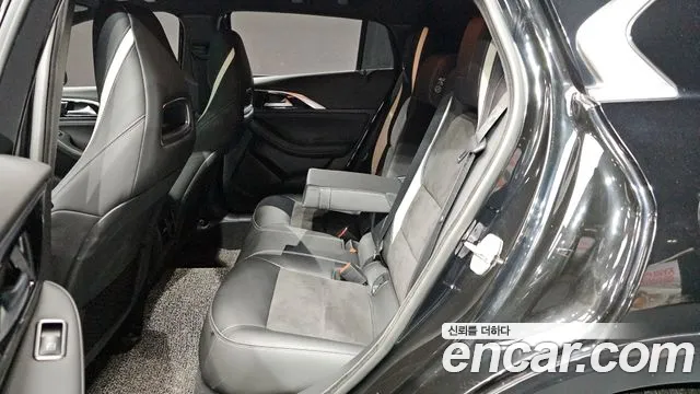 2017 Infiniti Q30 2.0 Premium Sold VIN SJKCH53E1HA060057 – undercarriage