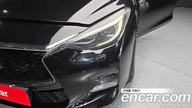 2017 Infiniti Q30 2.0 Premium Sold VIN SJKCH53E1HA060057 – photo 12