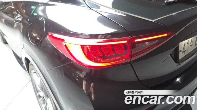 2017 Infiniti Q30 2.0 Premium Sold VIN SJKCH53E1HA060057 – photo 20