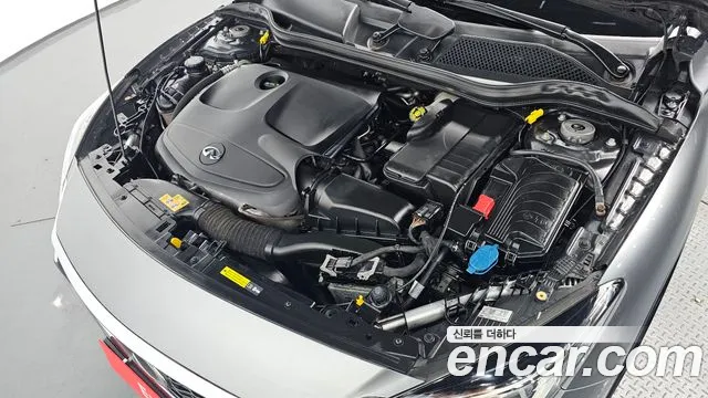 2017 Infiniti Q30 2.0 Premium Sold VIN SJKCH53E5HA045741 – exterior detail