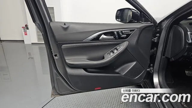 2017 Infiniti Q30 2.0 Premium Sold VIN SJKCH53E5HA045741 – photo 11