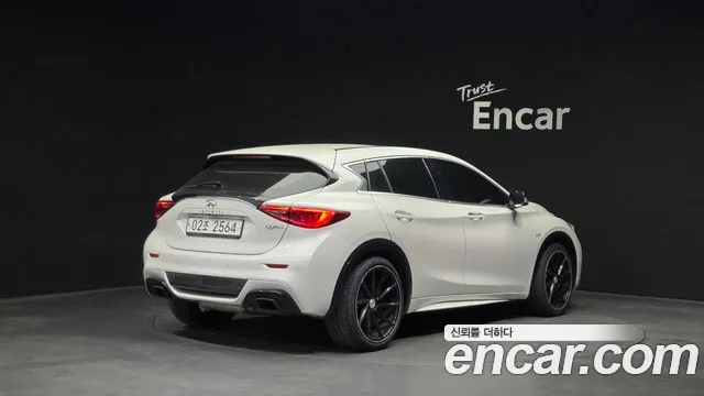2017 Infiniti Q30 2.0 Premium VIN SJKCH53E7HA049225