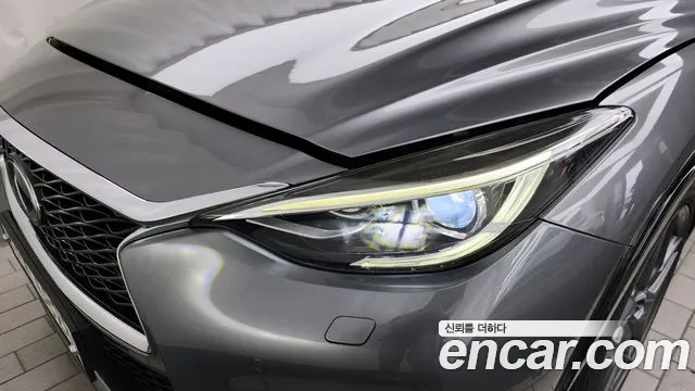 2018 Infiniti Q30 2.0 Premium Sold VIN SJKCH53E8JA061163 – interior seats