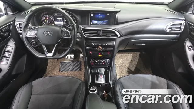 2017 Infiniti Q30 2.0 Exclusive City Black Sold VIN SJKCH53EXHA053592 – front exterior
