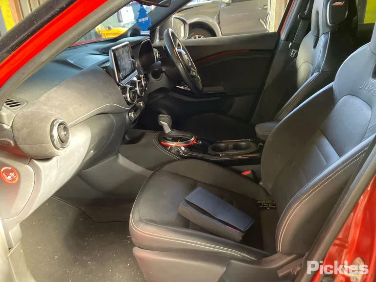 2020 Nissan JUKE Used VIN SJNFAAF16A1027068 – undercarriage