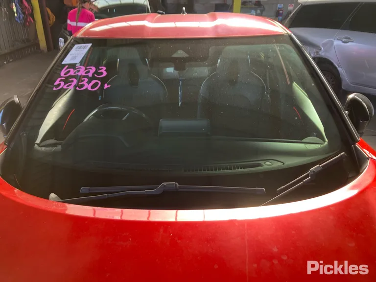 2020 Nissan JUKE Used VIN SJNFAAF16A1027068 – photo 14