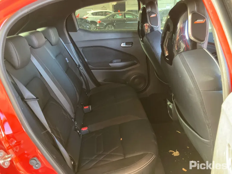 2020 Nissan JUKE Used VIN SJNFAAF16A1027068 – photo 23