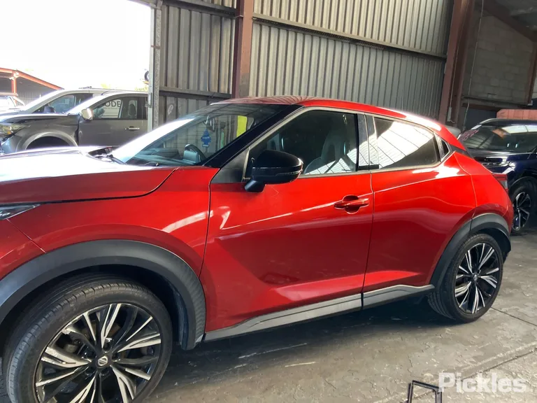 2020 Nissan JUKE Used VIN SJNFAAF16A1027068 – photo 28