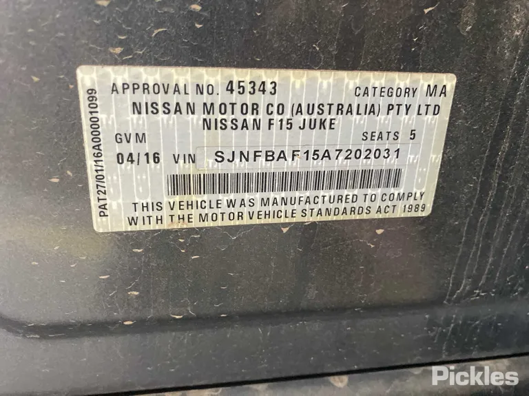 2016 Nissan JUKE Used VIN SJNFBAF15A7202031 – side profile