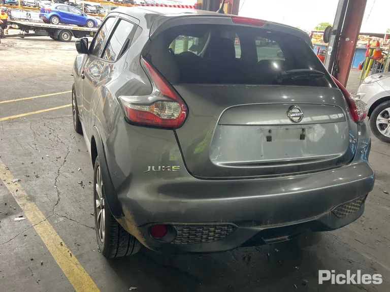 2016 Nissan JUKE Used VIN SJNFBAF15A7202031 – photo 16
