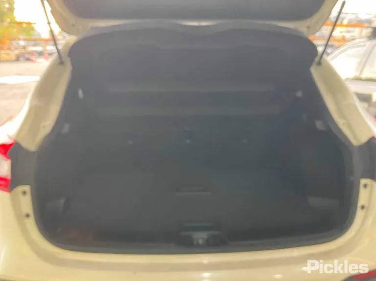 2018 Nissan Qashqai Used VIN SJNFBAJ11A2275242 – front exterior