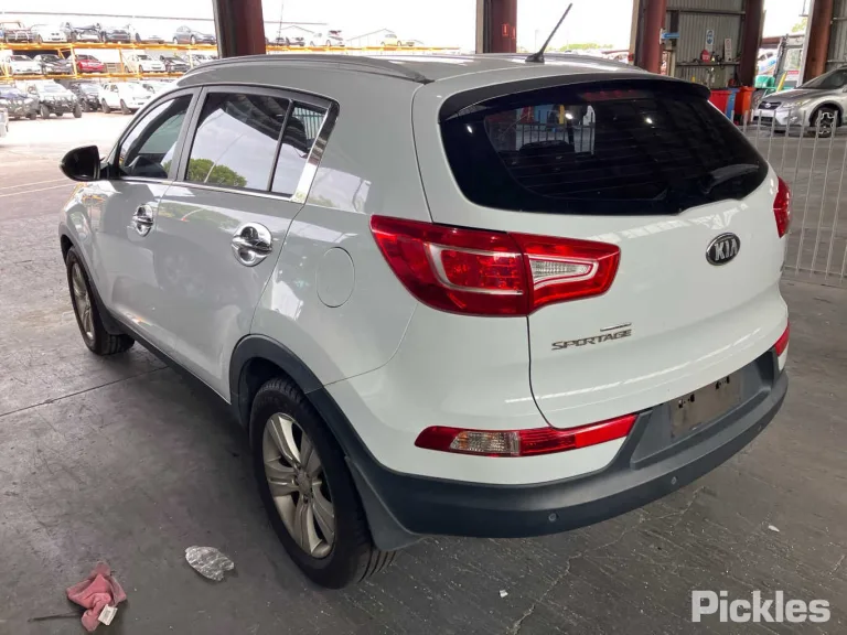 2013 Kia Sportage Damaged VIN U5YPC813SDL333622 – rear exterior